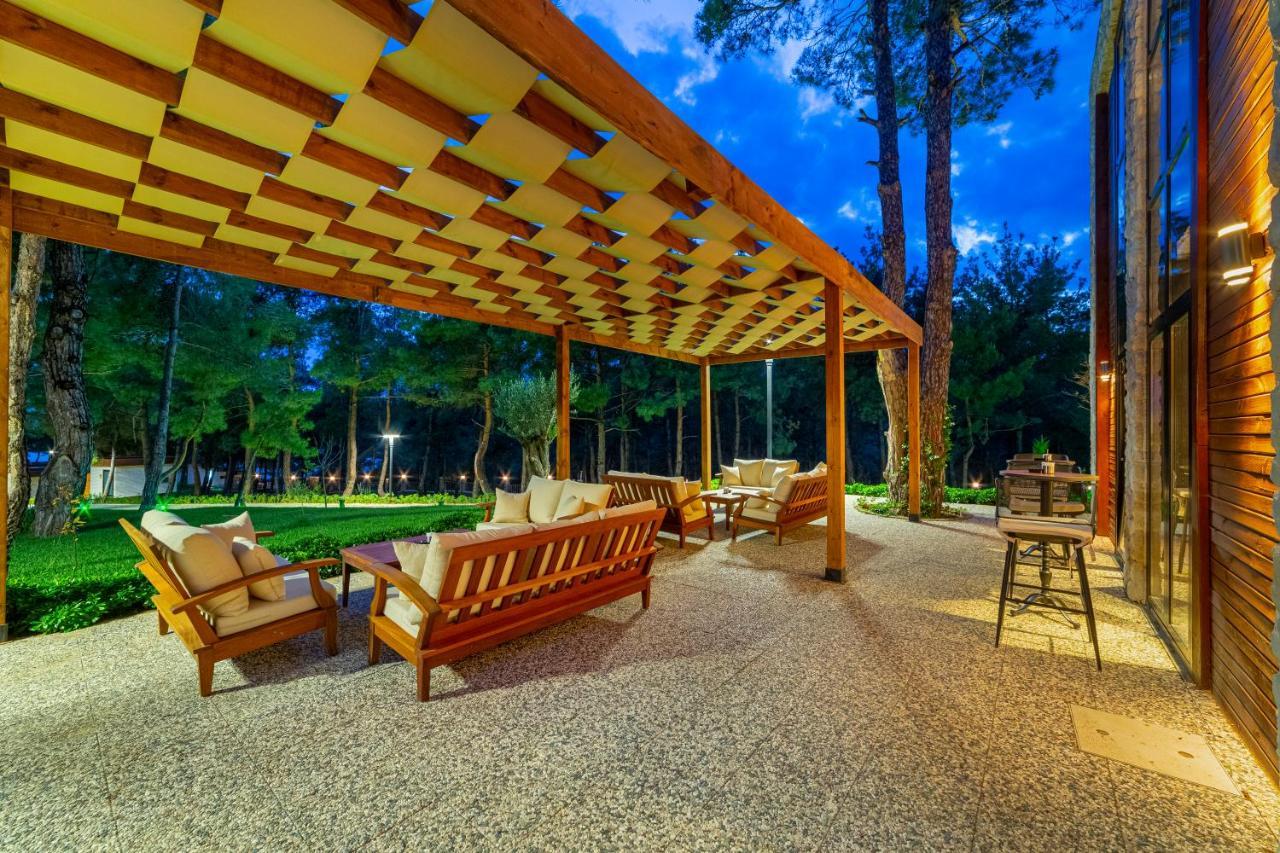 Marisstone Hotels Mecidiye Экстерьер фото