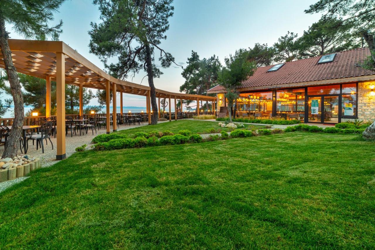 Marisstone Hotels Mecidiye Экстерьер фото